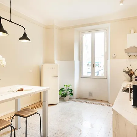 Spacious In Design District By Easylife Appartement